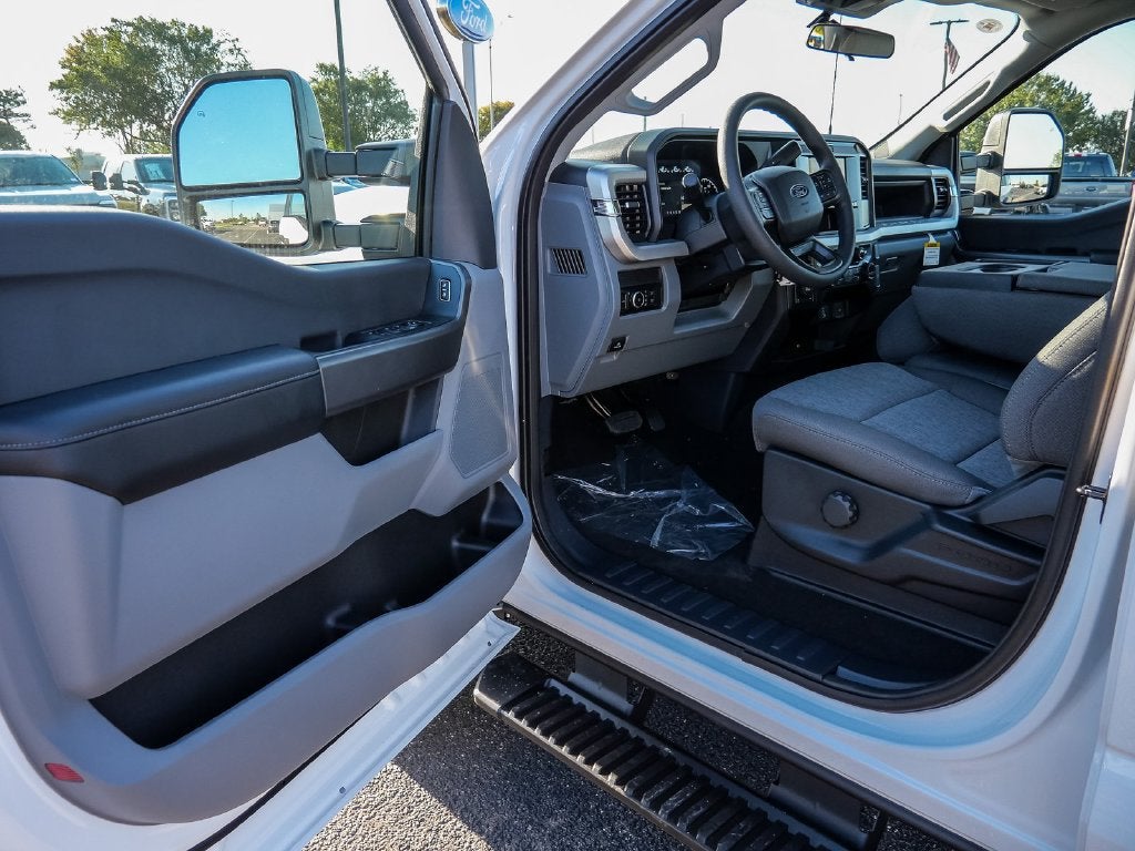 2027 Ford F-250SD XL