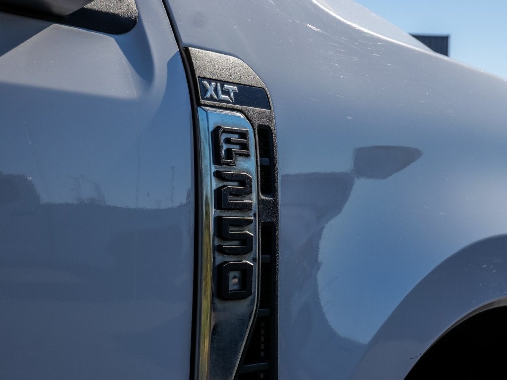 2025 Ford F-250SD XLT FX4