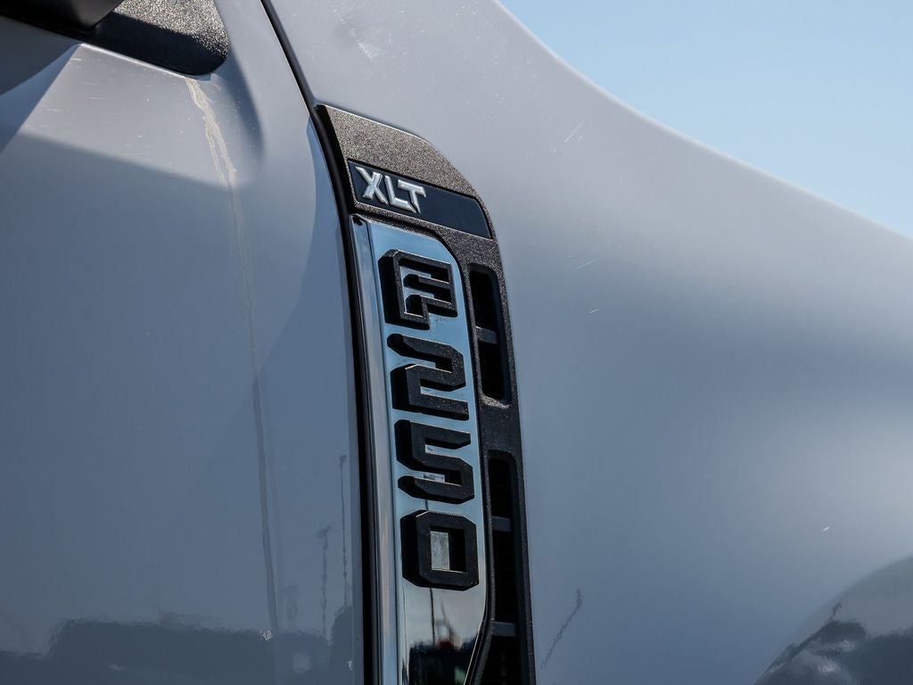 2025 Ford F-250SD XLT FX4