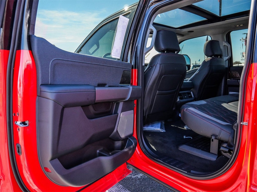 2026 Ford F-250SD Lariat BLACK WIDOW