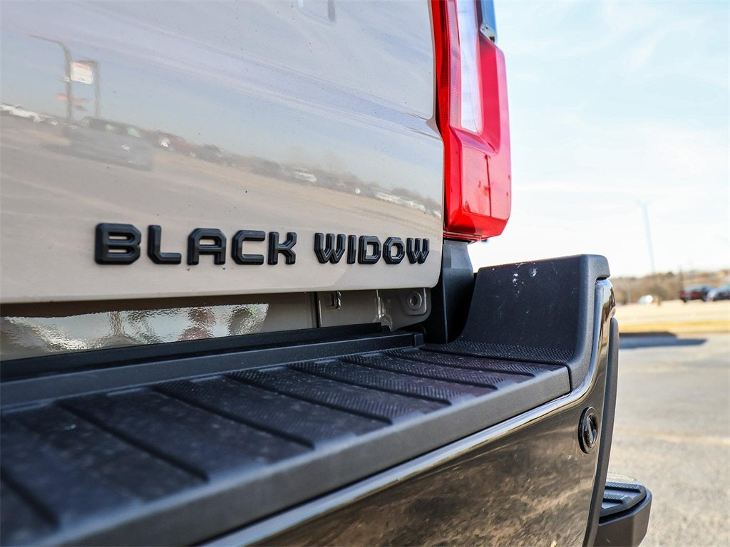 2026 Ford F-250SD Lariat Black Widow