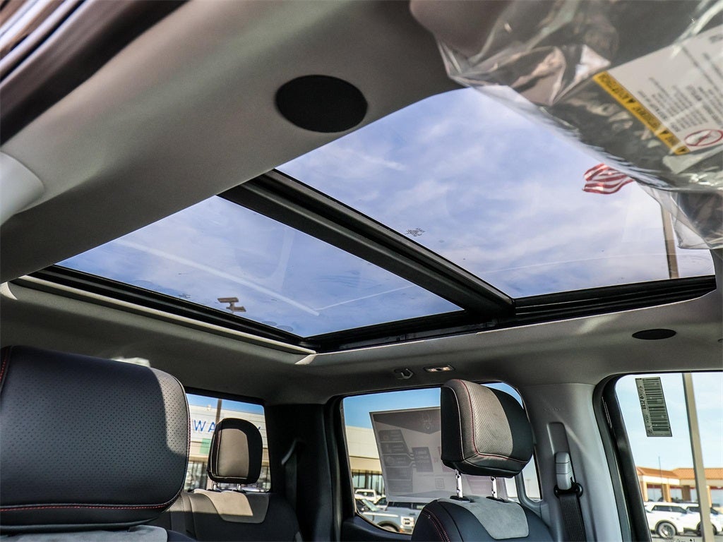 2026 Ford F-250SD Lariat Black Widow