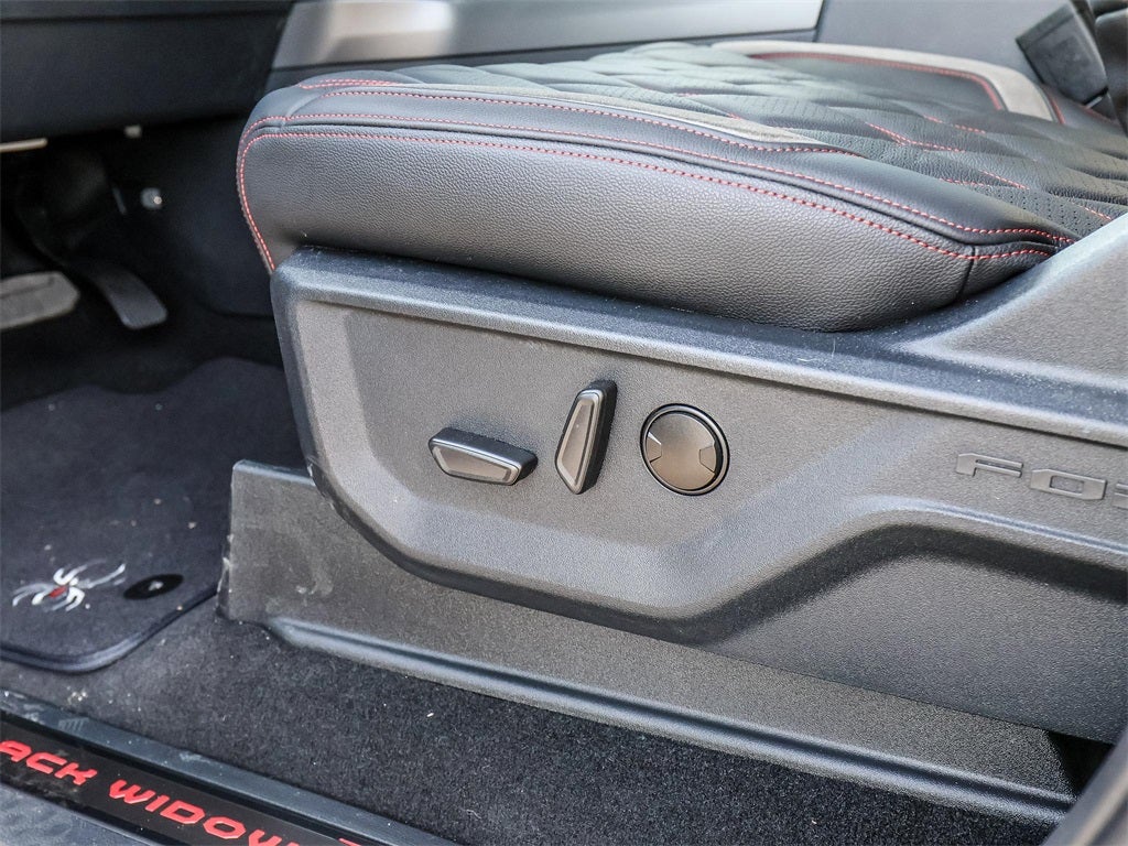 2026 Ford F-250SD Lariat Black Widow