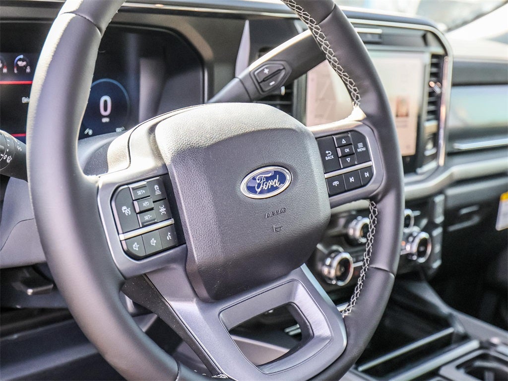 2026 Ford F-250SD Lariat Black Widow