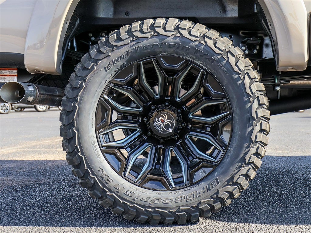 2026 Ford F-250SD Lariat Black Widow