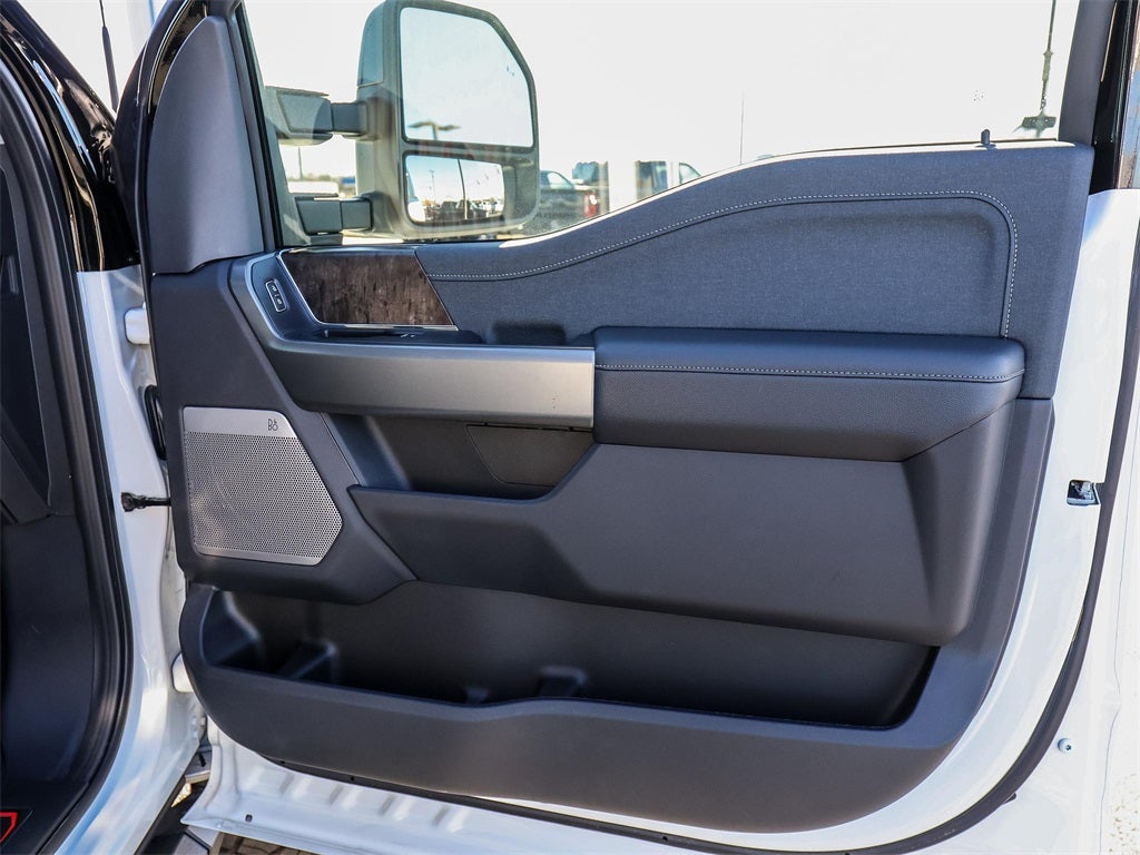 2026 Ford F-250SD Lariat BLACK WIDOW