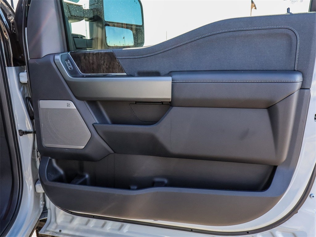 2026 Ford F-250SD Lariat BLACK WIDOW