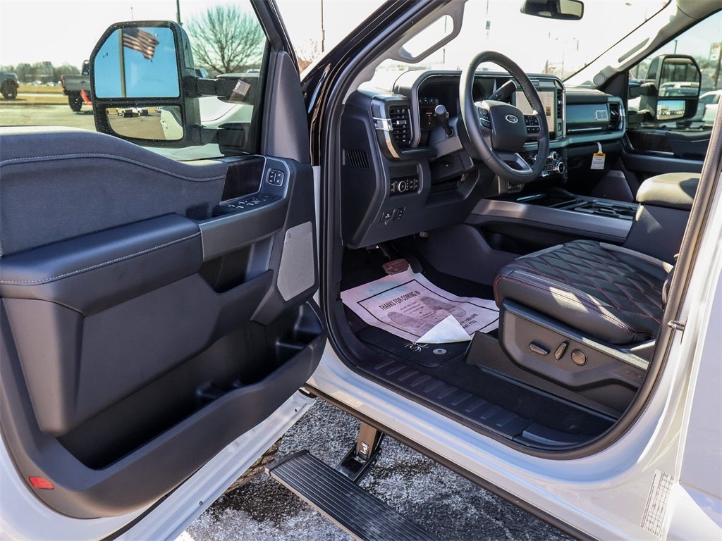 2026 Ford F-250SD Lariat BLACK WIDOW