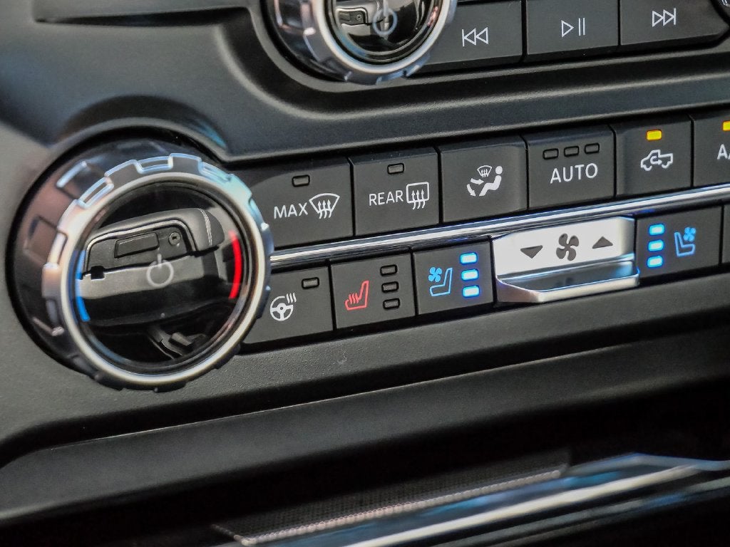 2027 Ford F-250SD Lariat