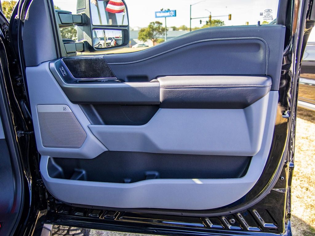 2026 Ford F-250SD XLT BLACK WIDOW