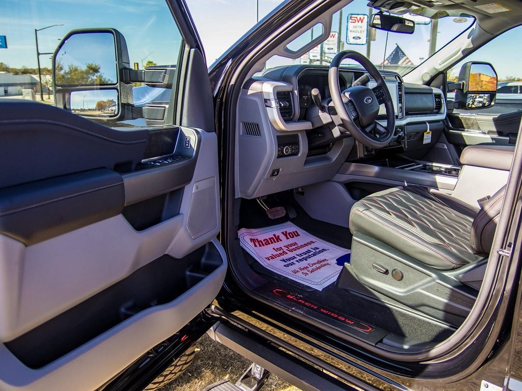 2026 Ford F-250SD XLT BLACK WIDOW
