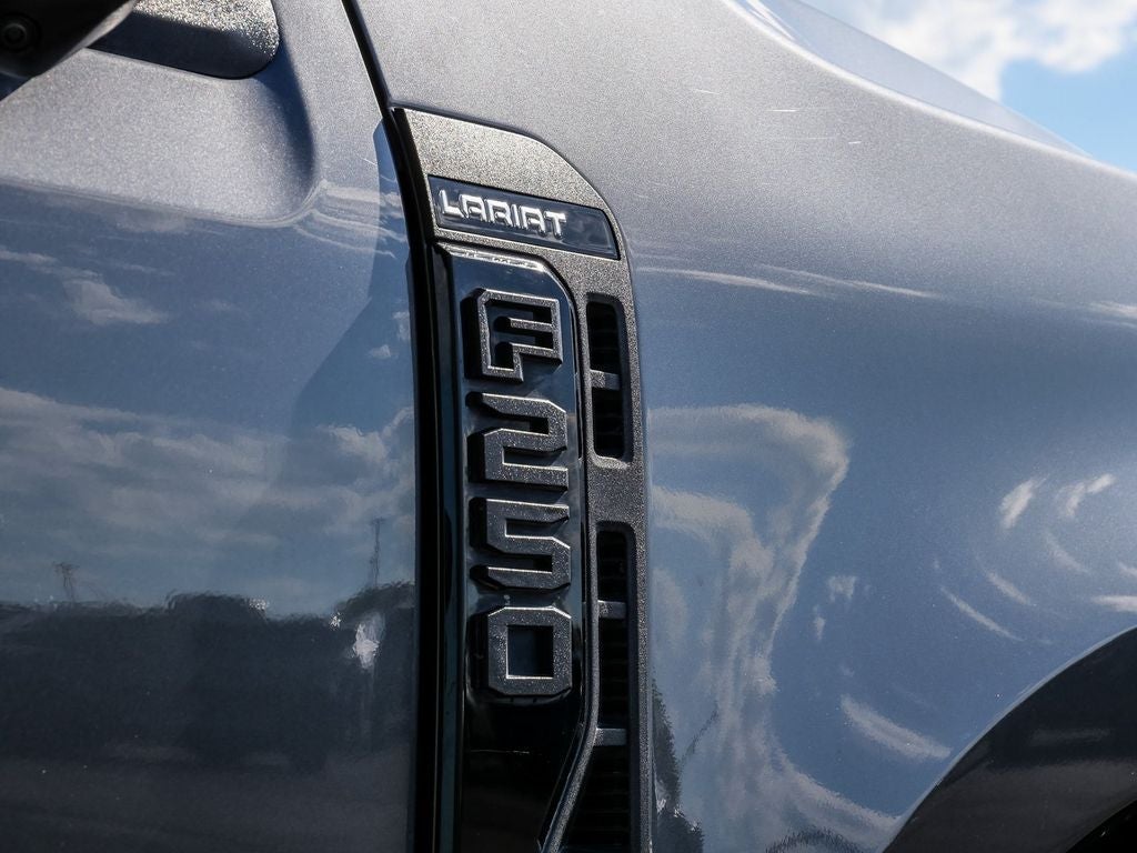 2023 Ford F-250SD Lariat FX4