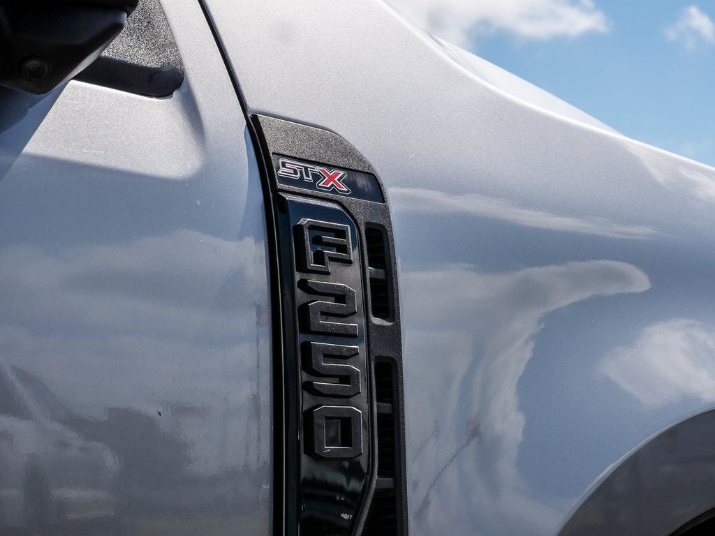 2023 Ford F-250SD XL STX FX4