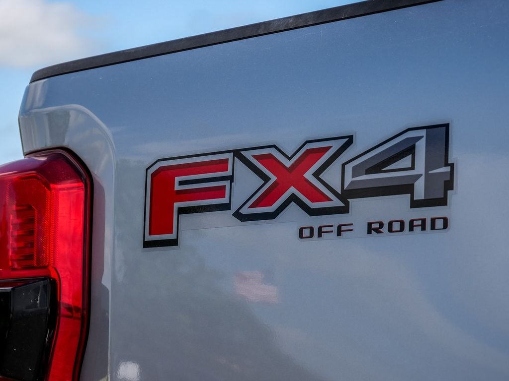 2023 Ford F-250SD XL STX FX4