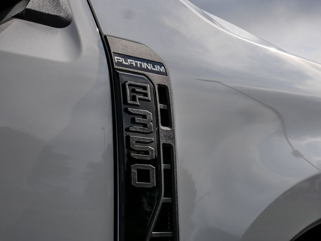 2026 Ford F-350SD Platinum