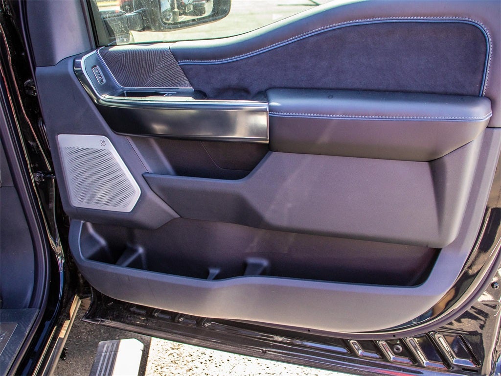 2025 Ford F-350SD Platinum