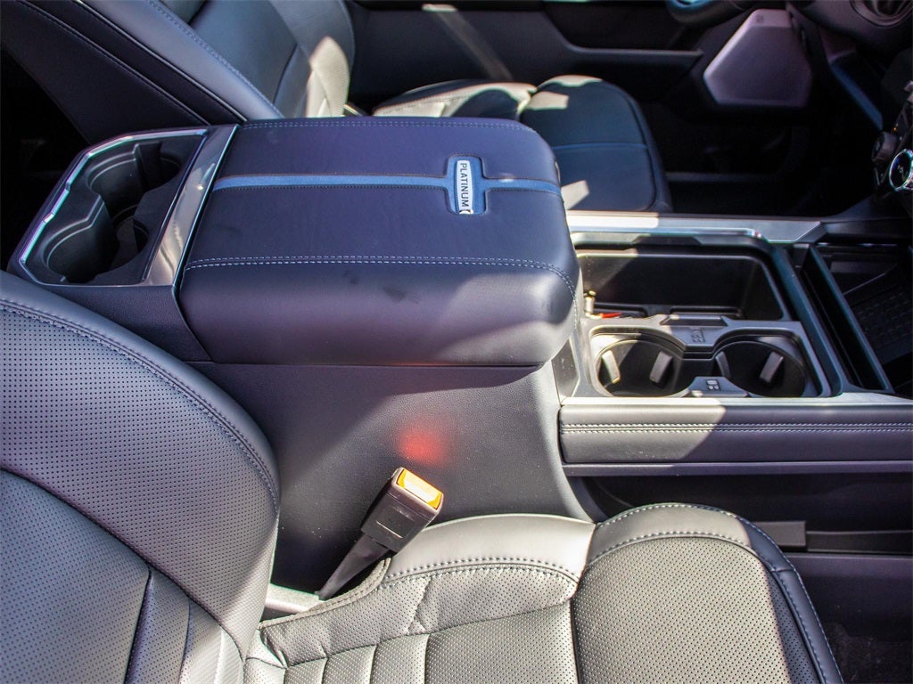 2025 Ford F-350SD Platinum