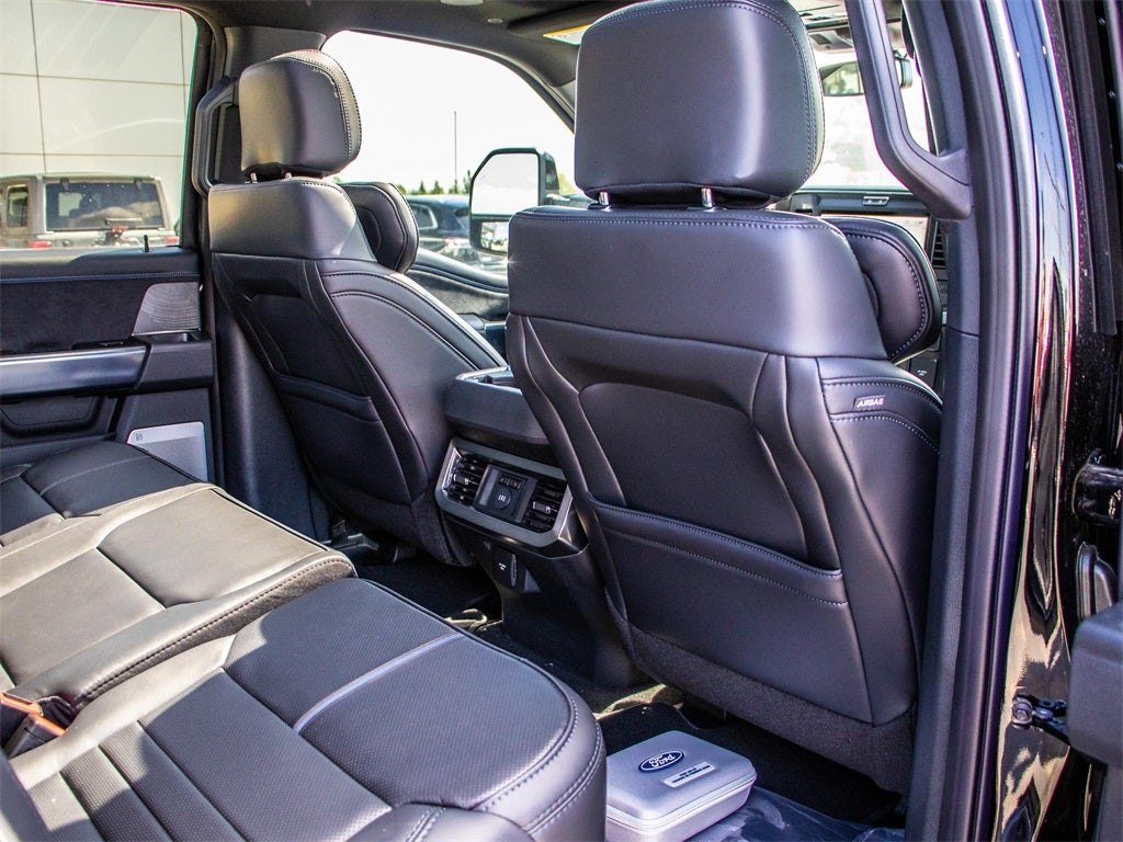 2025 Ford F-350SD Platinum