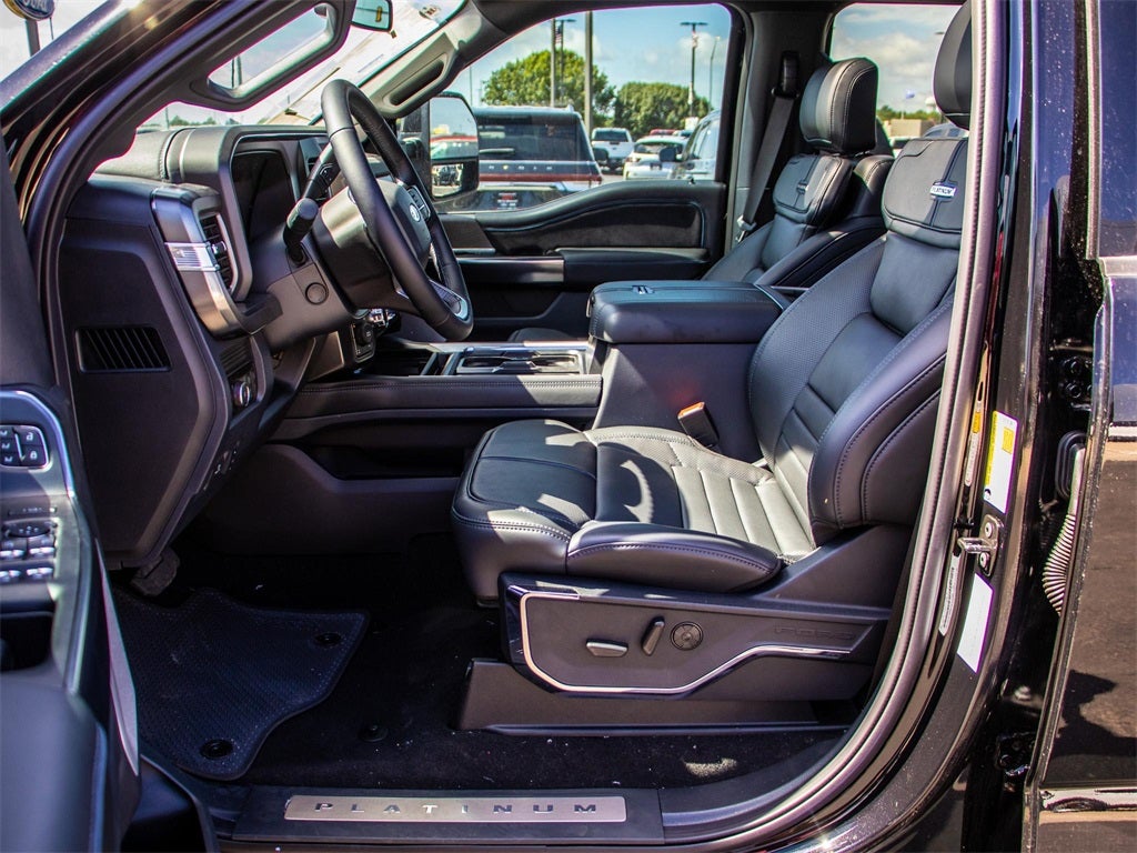 2025 Ford F-350SD Platinum