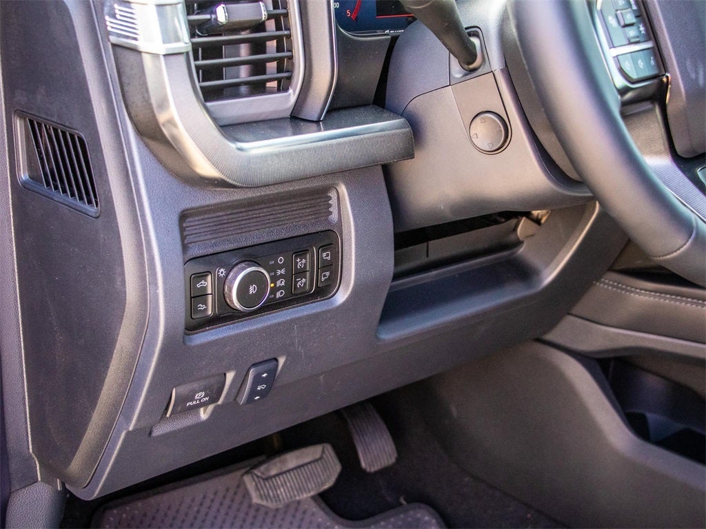 2025 Ford F-350SD Platinum