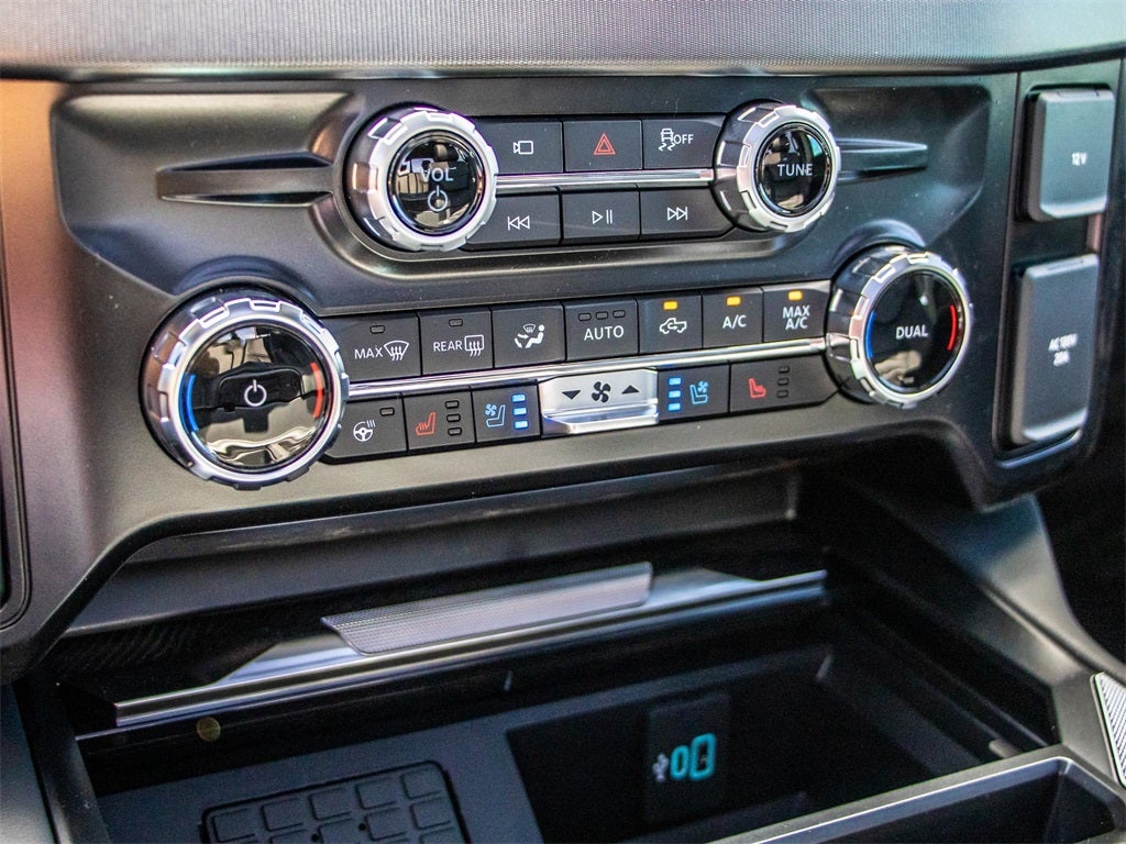 2025 Ford F-350SD Platinum