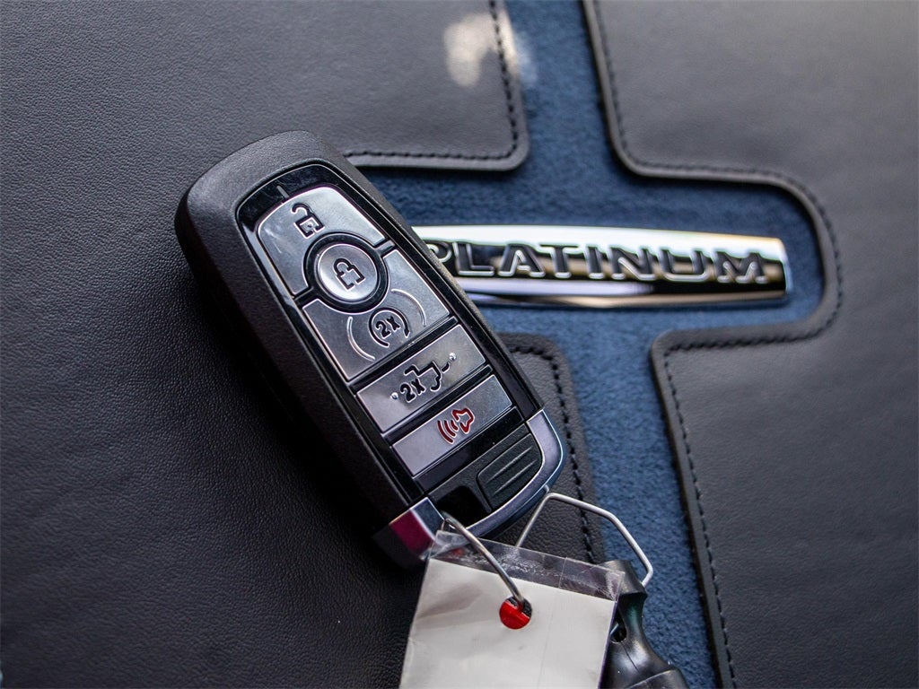 2025 Ford F-350SD Platinum