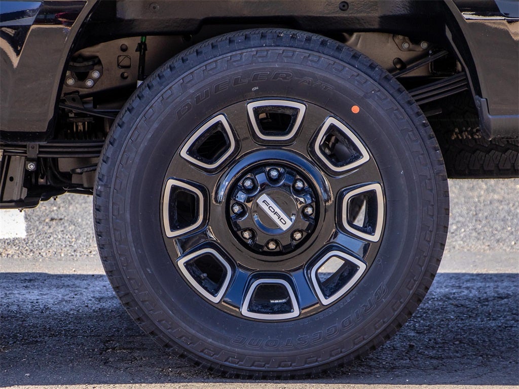 2025 Ford F-350SD Platinum