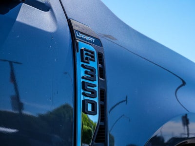 2026 Ford F-350SD Lariat