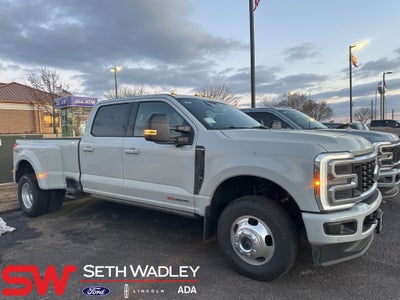 2026 Ford F-350SD Platinum DRW
