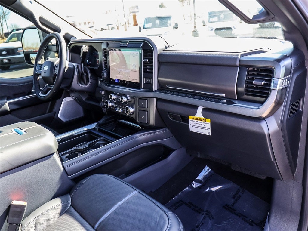 2026 Ford F-350SD Platinum FX4 DRW