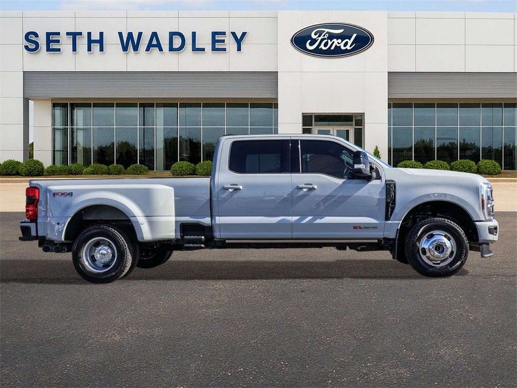 2026 Ford F-350SD Platinum FX4 DRW