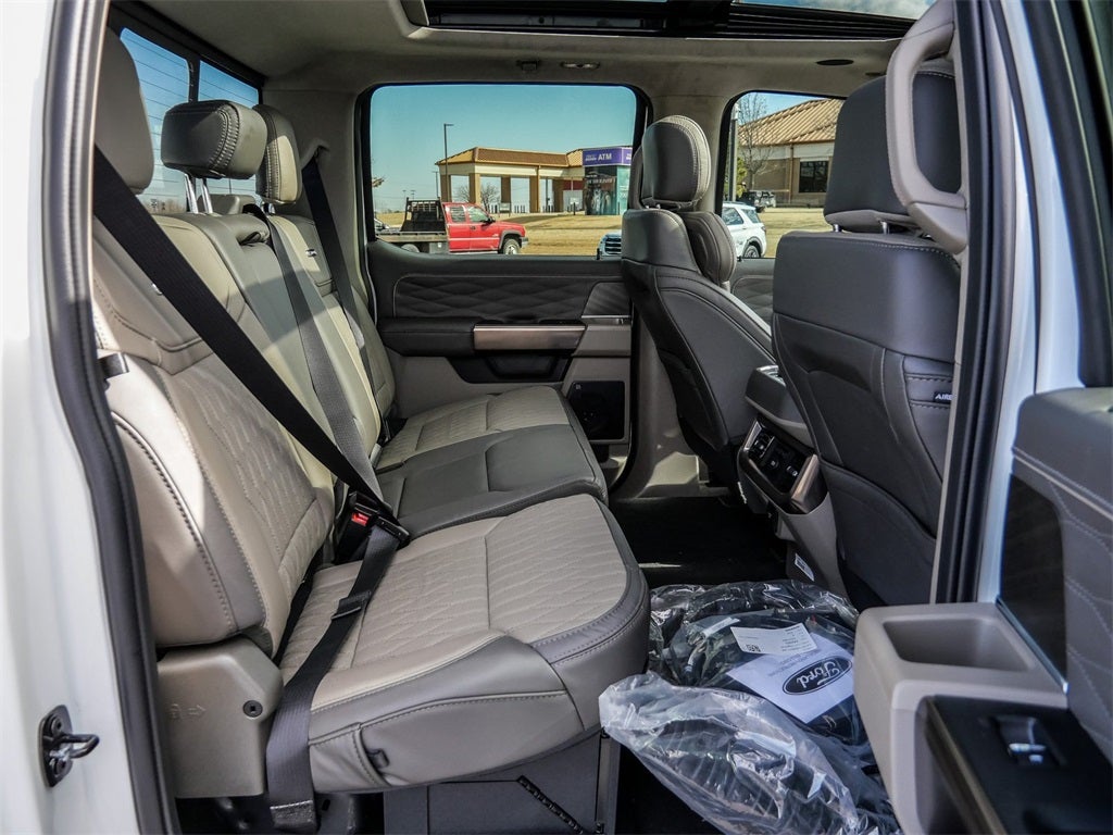 2026 Ford F-350SD Platinum DRW