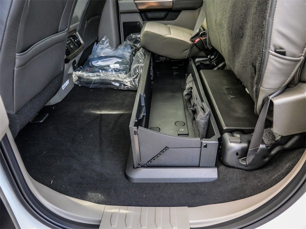 2026 Ford F-350SD Platinum DRW