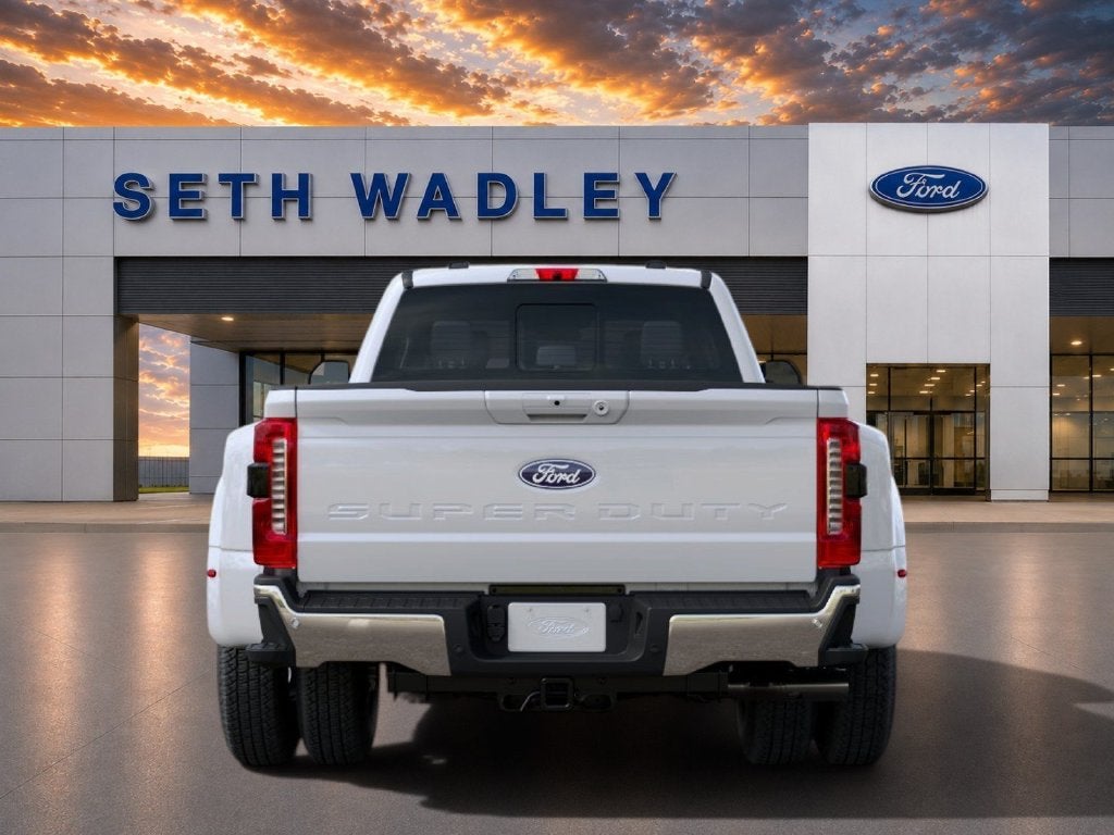 2027 Ford F-350SD Lariat DRW