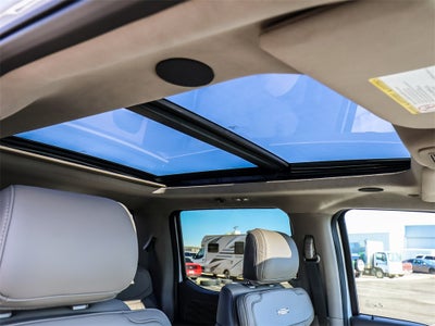 2025 Ford F-350SD Platinum FX4 DRW