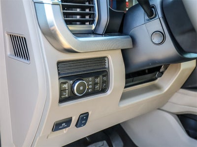 2025 Ford F-350SD Platinum FX4 DRW