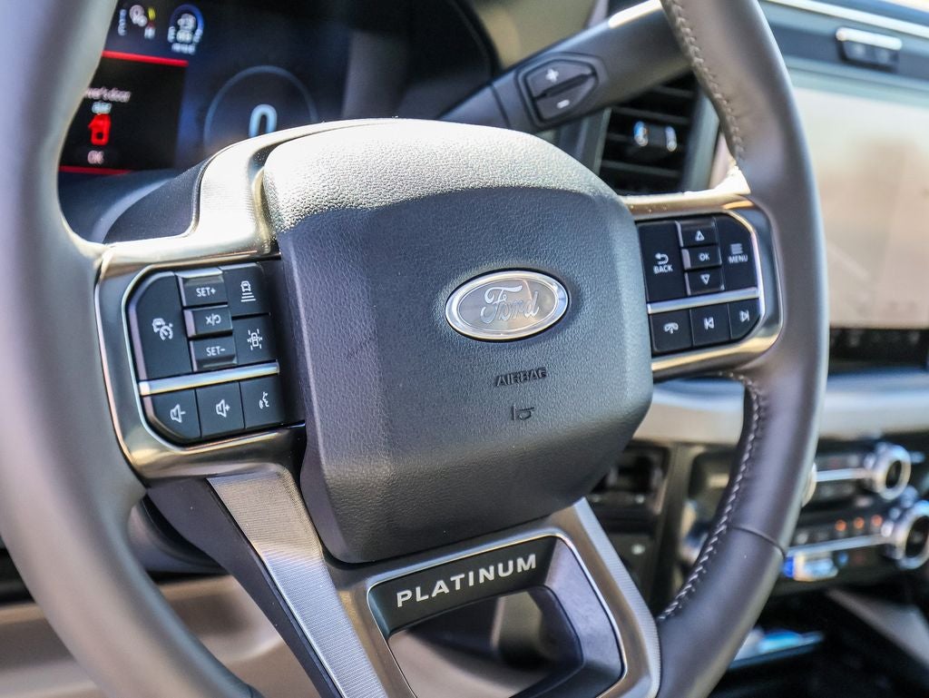 2025 Ford F-350SD Platinum FX4 DRW