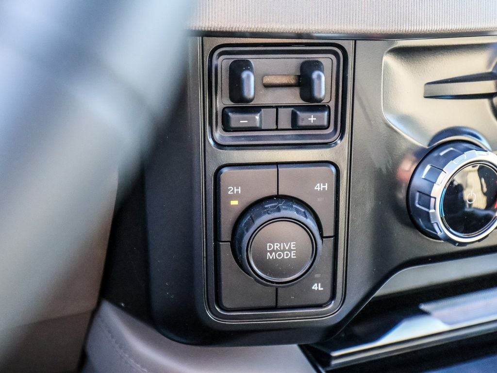 2025 Ford F-350SD Platinum FX4 DRW