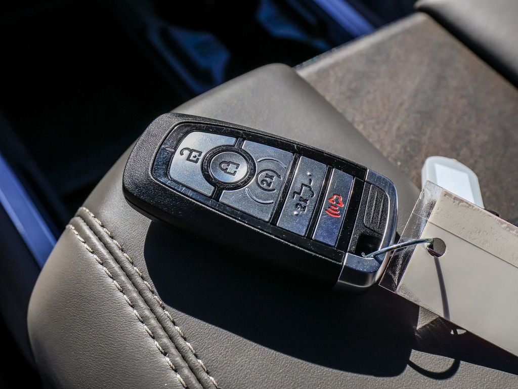 2025 Ford F-350SD Platinum FX4 DRW