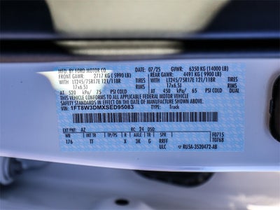 2025 Ford F-350SD Platinum FX4 DRW
