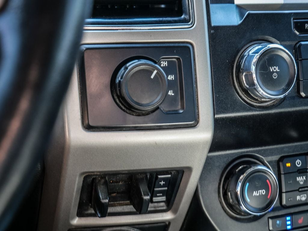 2020 Ford F-350SD Lariat FX4 DRW