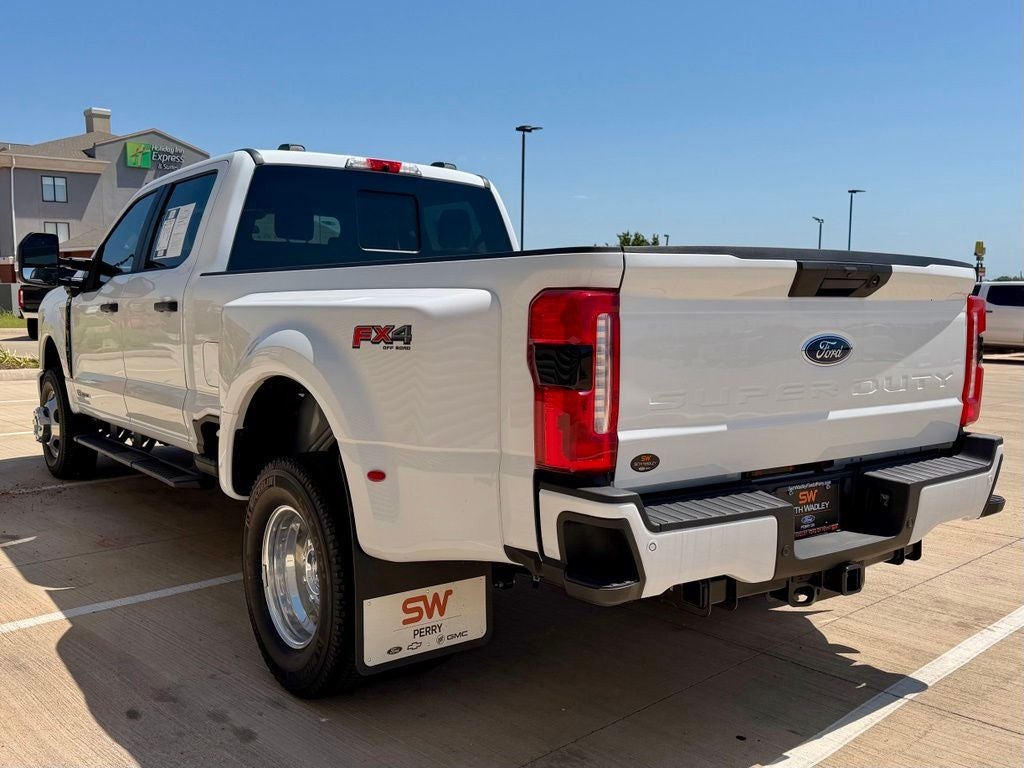 2026 Ford F-350SD XL STX DRW FX4