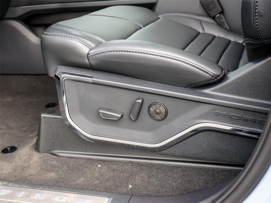 2026 Ford F-350SD Platinum DRW