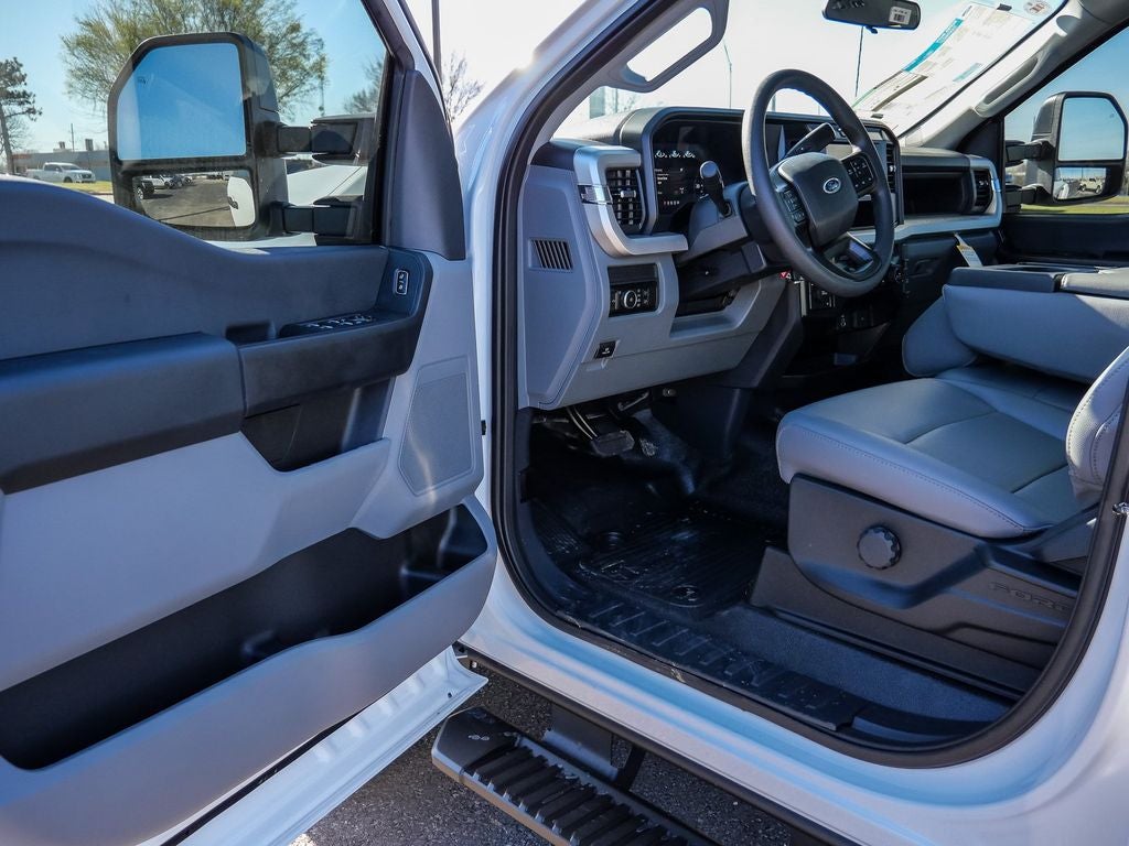 2026 Ford F-350SD XL DRW