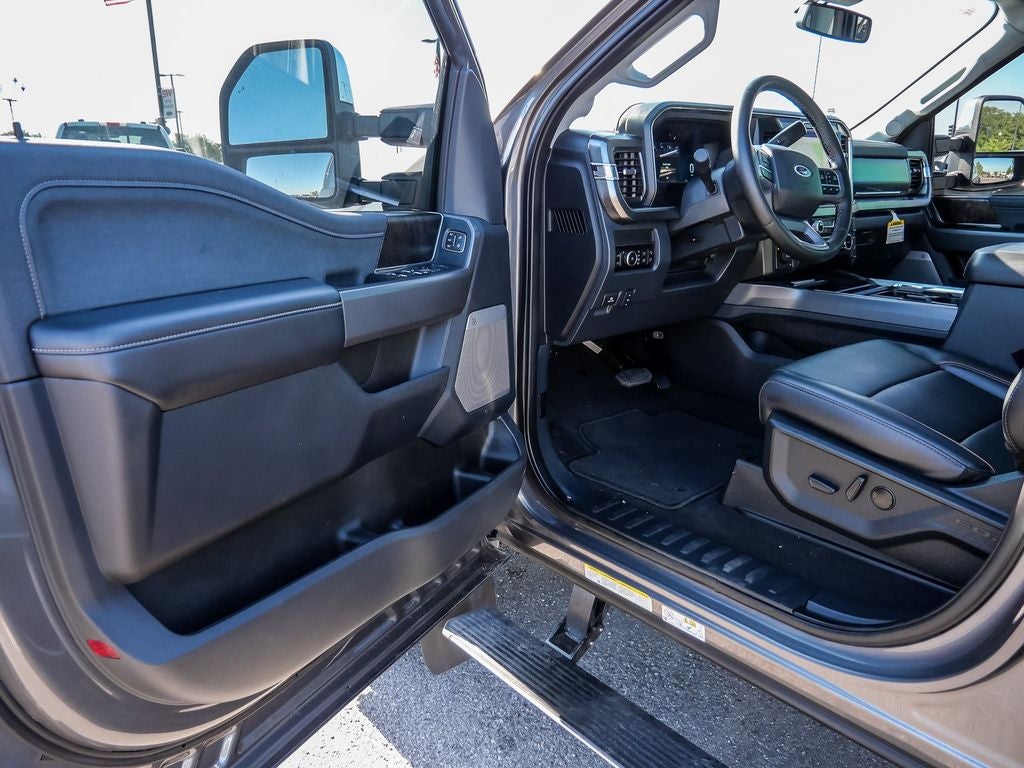 2025 Ford F-450SD Lariat FX4 DRW