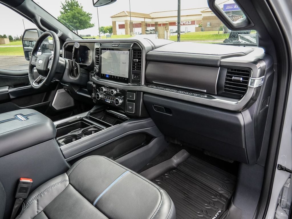 2026 Ford F-450SD Platinum FX4 DRW