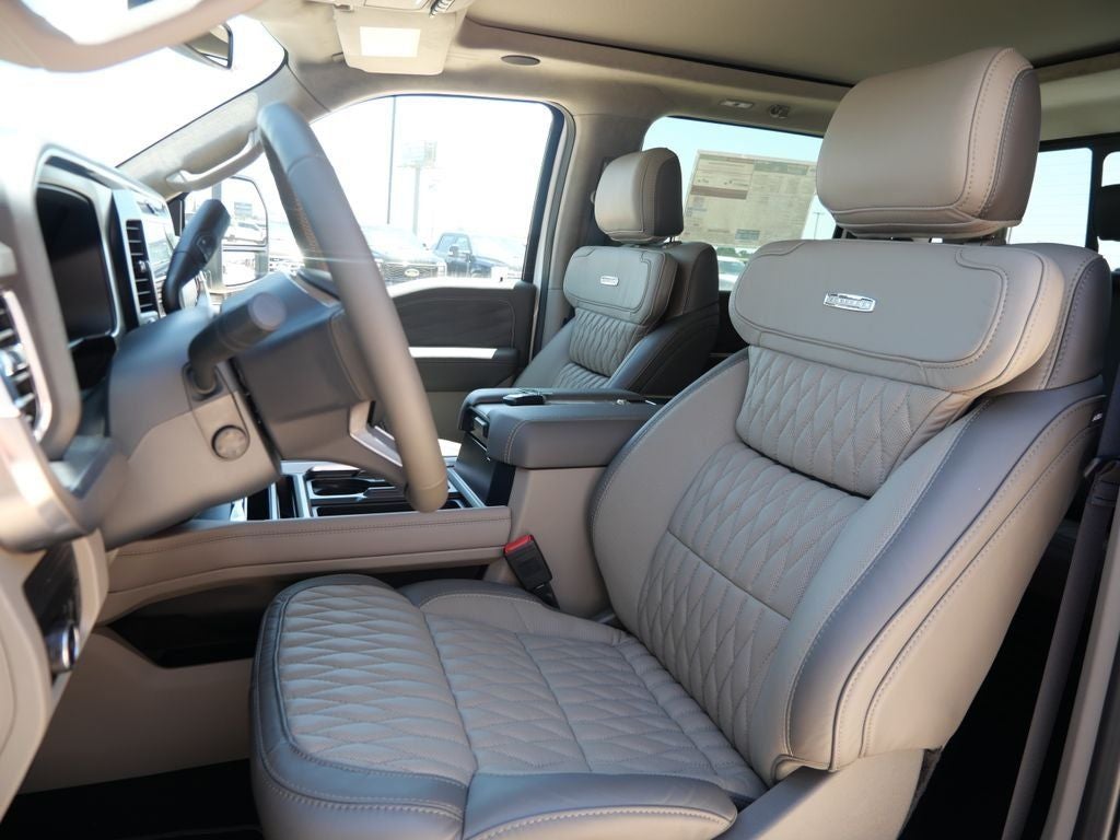 2026 Ford F-450SD Platinum DRW