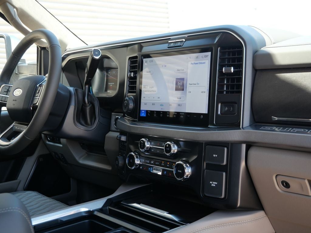 2026 Ford F-450SD Platinum DRW