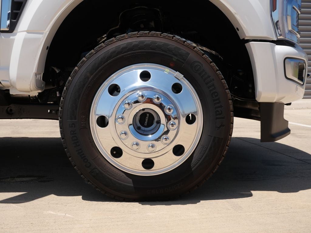 2026 Ford F-450SD Platinum DRW