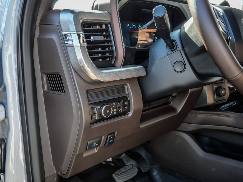 2026 Ford F-450SD King Ranch FX4 DRW